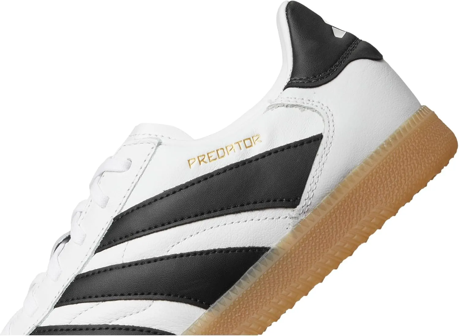 adidas Unisex Adult Freestyle Indoor Sneaker