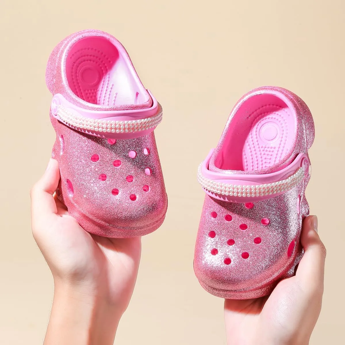 Casual Bright-Colored Clogs for Kid's, Toddlers, Girls, Breathable Lightweight Children's Garden Shoes for Beach Pool, Anti Slip Sandals Clogs, Water Shoes Summer Slides