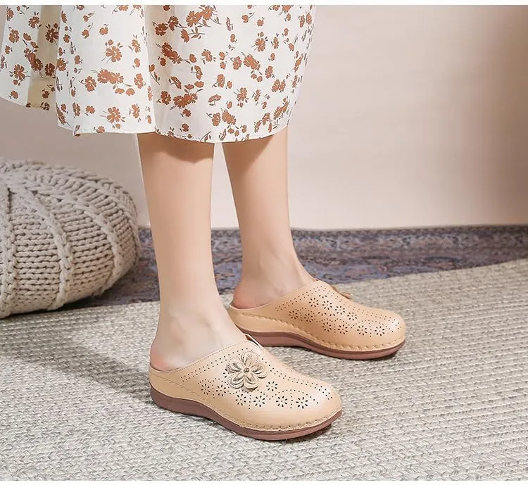 Clogs for Women Slip on Mules with Floret Closed Toe Sandals, Summer Shoes, Comfortable Walking Wedge Clogs (Beige,8.5)