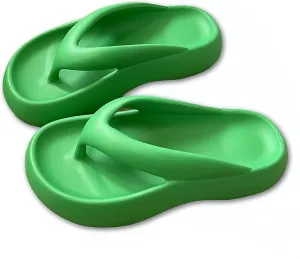 Cloud Comfy Flip Flops for Women Lightweight Thicken Sole Pillow Slippers Cute Cushioned Slippers Soft Foam Non-Slip Shower Bathroom Slides Sandals Cozy EVA Indoor and Outdoor