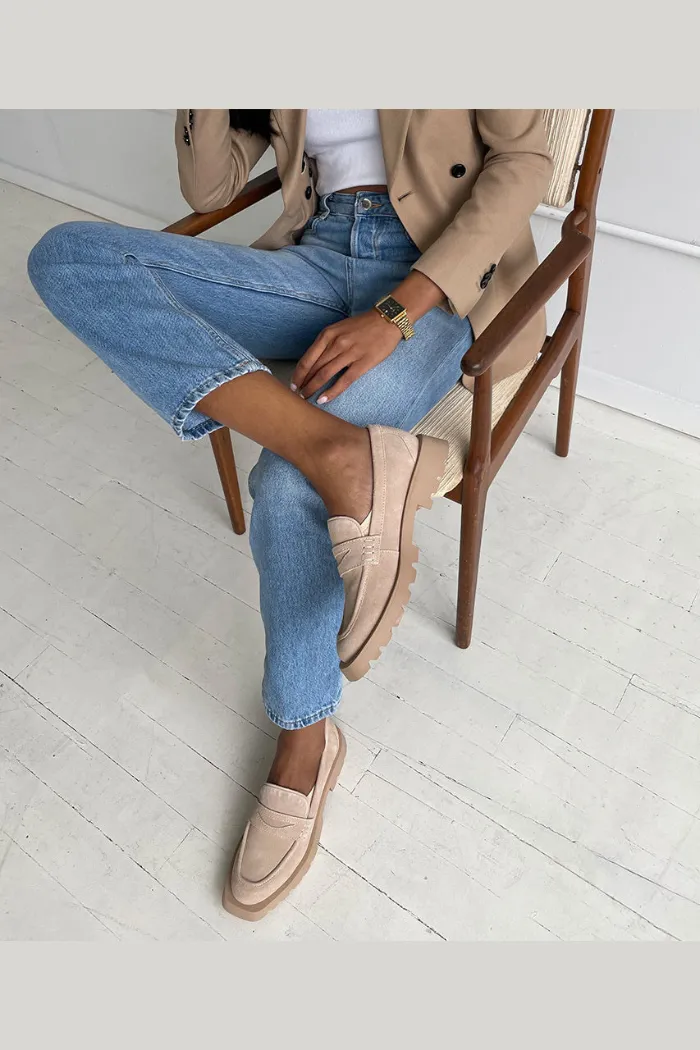 Elias Flats - Dune Suede