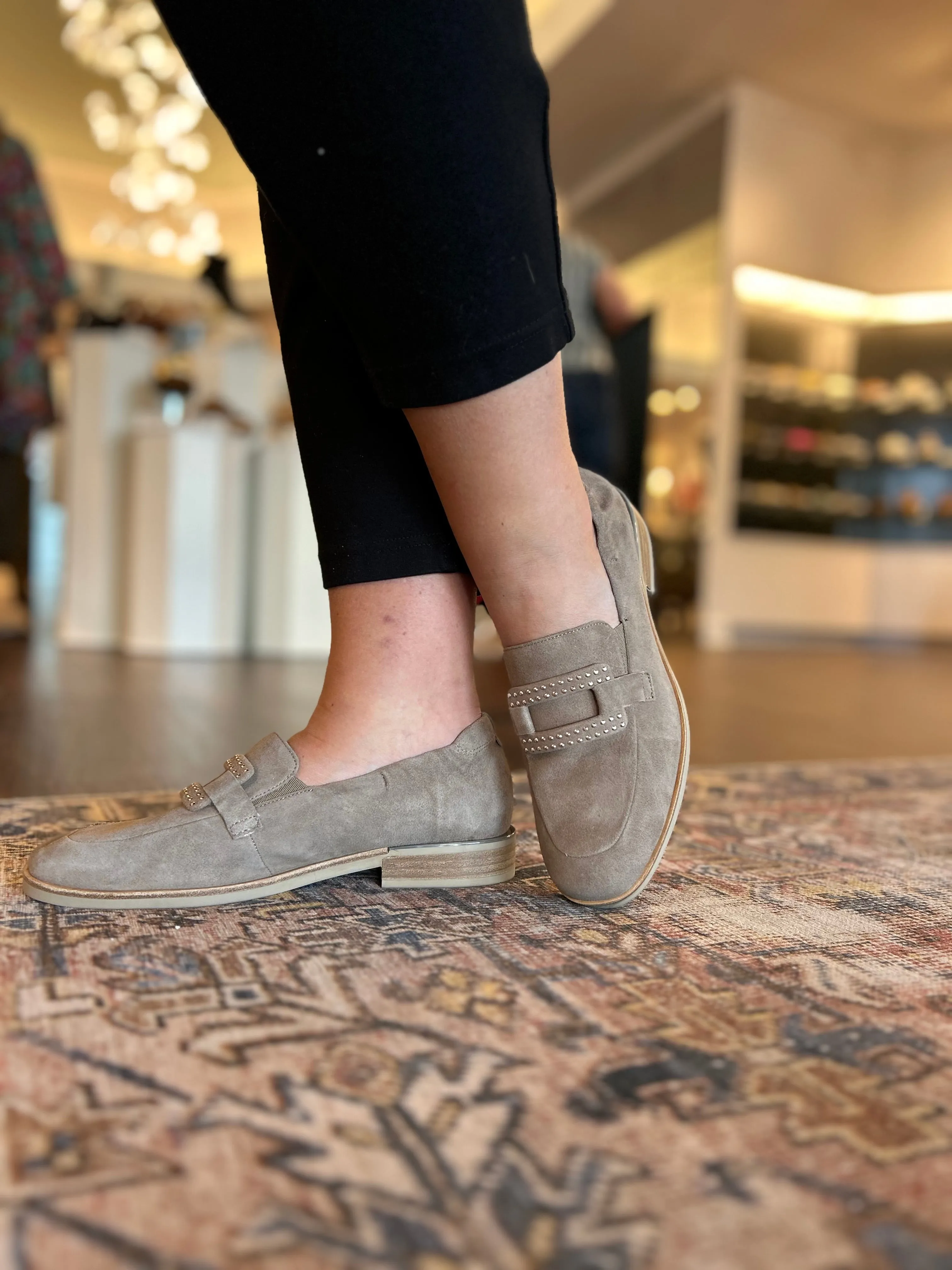 FINAL SALE Softwaves 8.35.40 Gage Loafer