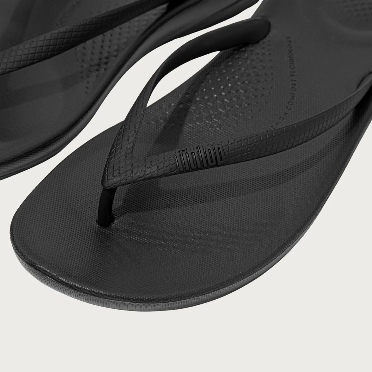 FitFlop iQushion Ergonomic Flip-Flops