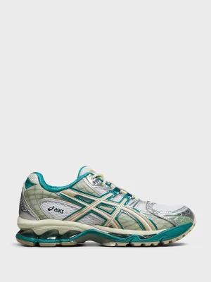 Gel-Nimbus 10.1 Sneakers in White and Rainy Lake