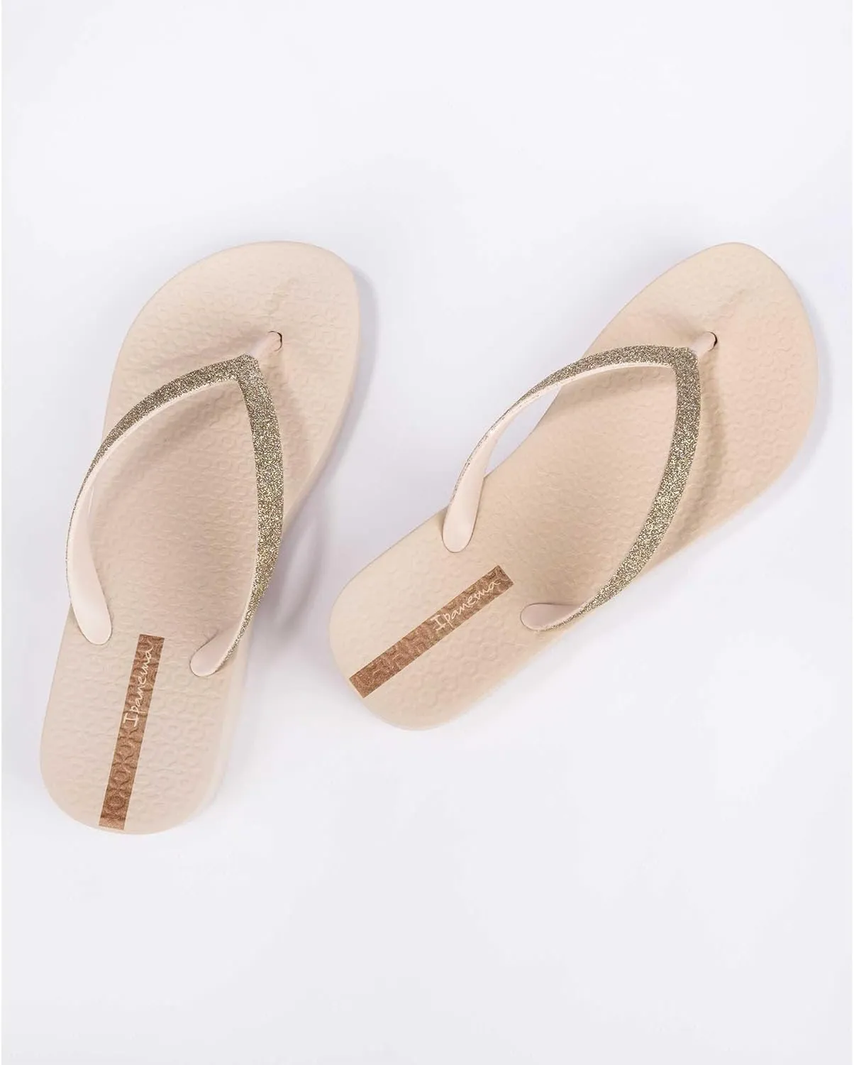Ipanema Women's Mesh Chic Platform Flip Flops - Comfortable and Trendy Summer Platform Sandals with Glittery Straps, Anatomic Footbed & Non-Slip Sole
