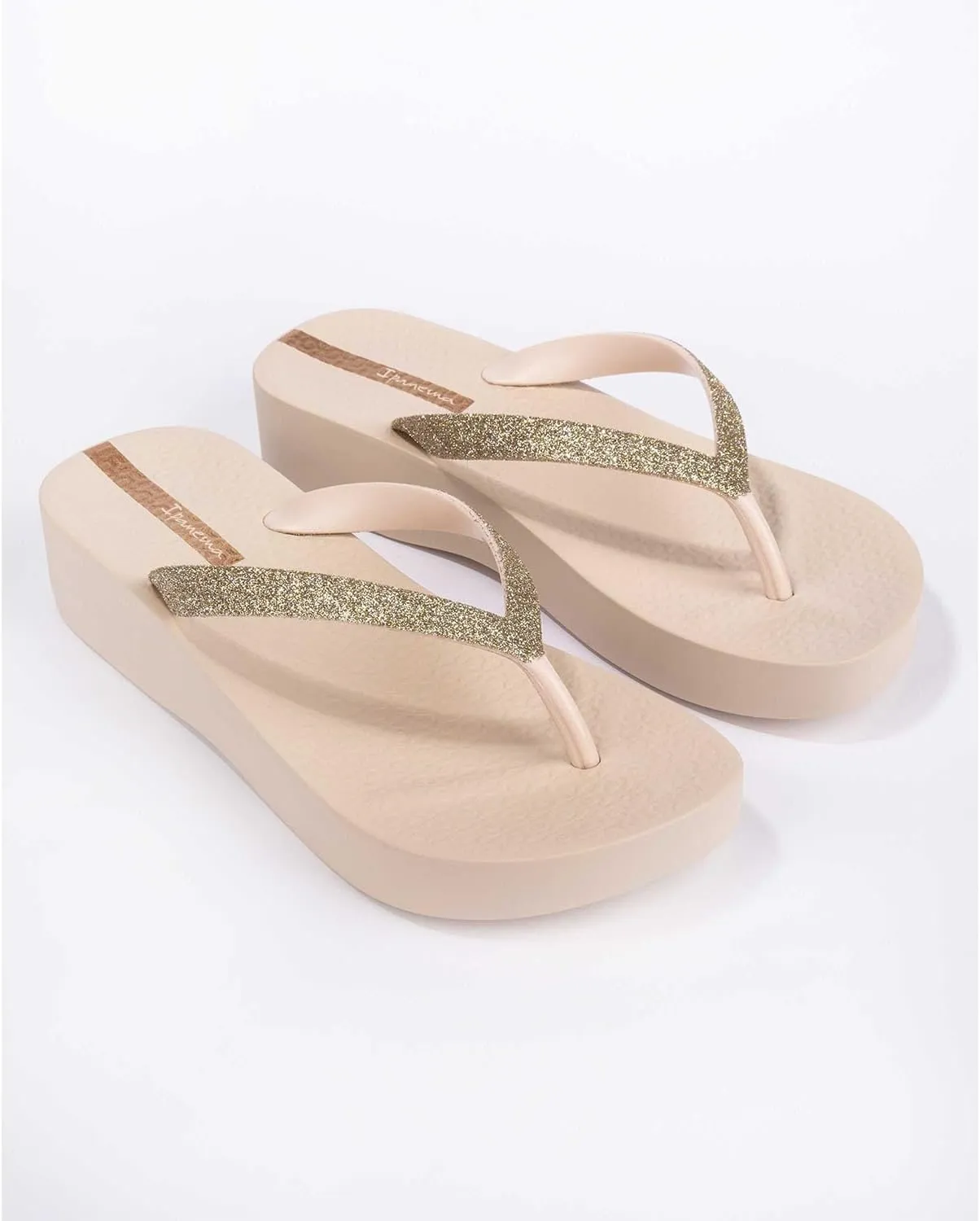 Ipanema Women's Mesh Chic Platform Flip Flops - Comfortable and Trendy Summer Platform Sandals with Glittery Straps, Anatomic Footbed & Non-Slip Sole
