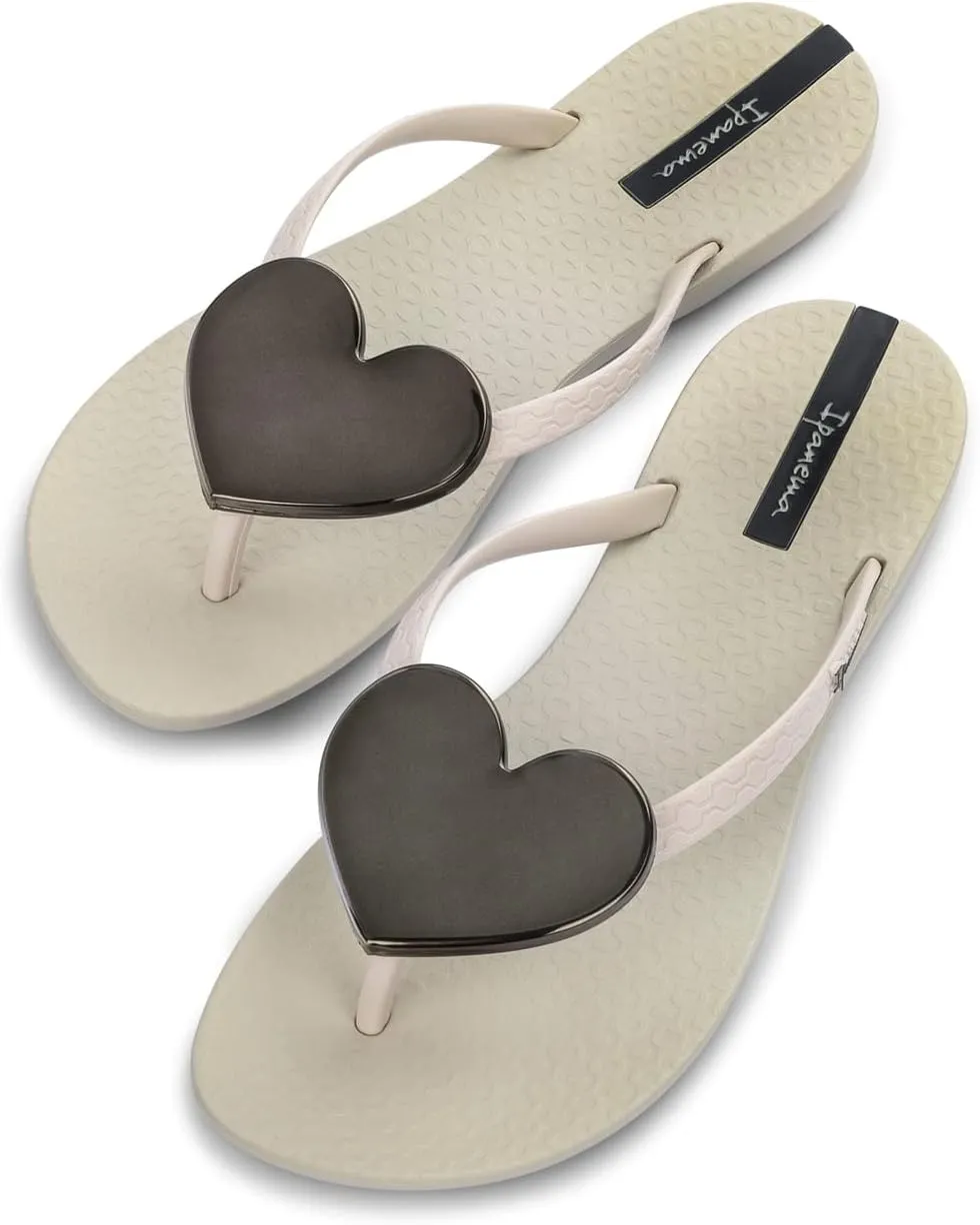 Ipanema Women's Wave Heart Flip Flop