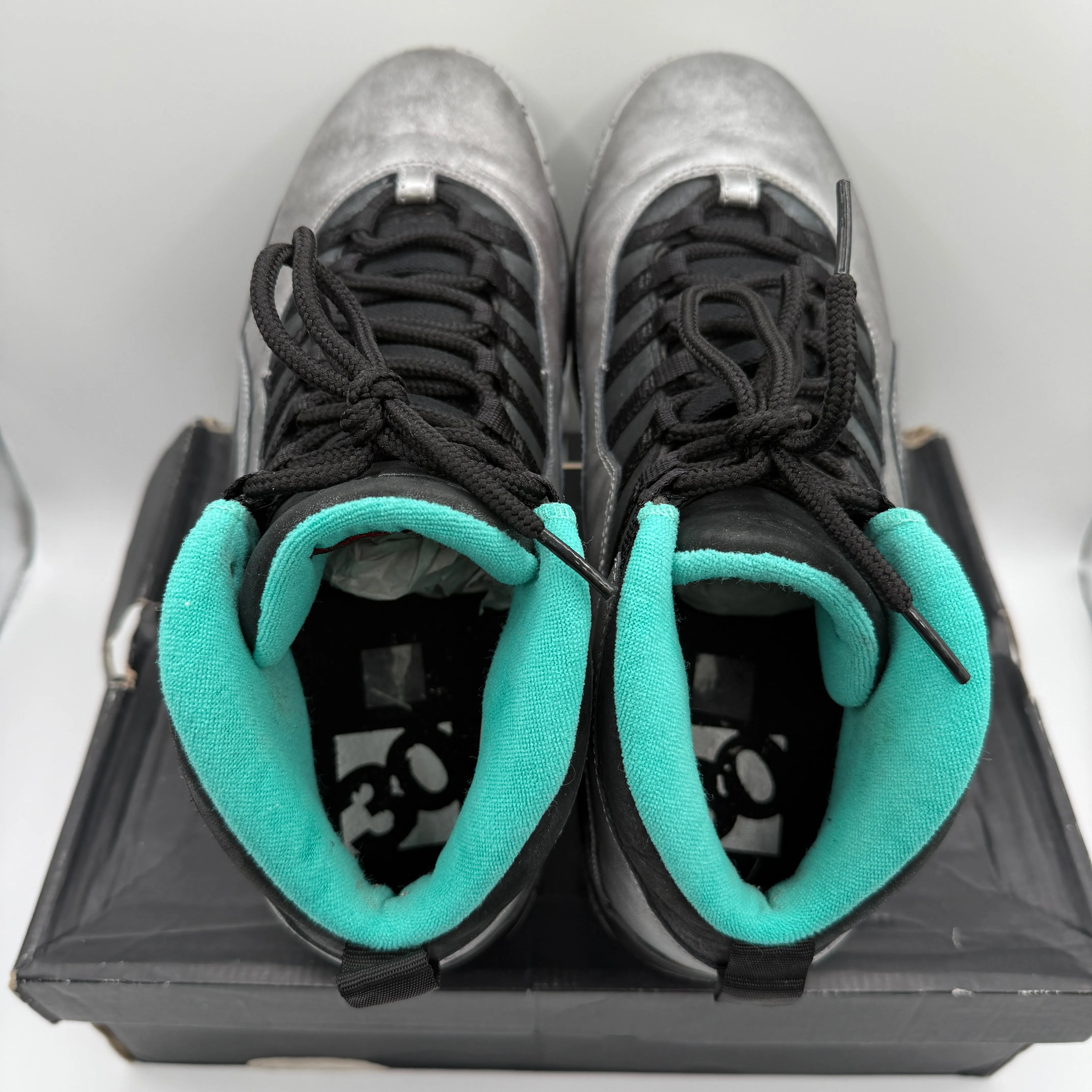 Jordan 10 Reteo Lady of Liberty 30th Anniversary *pre-owned* (SIZE 10.5)