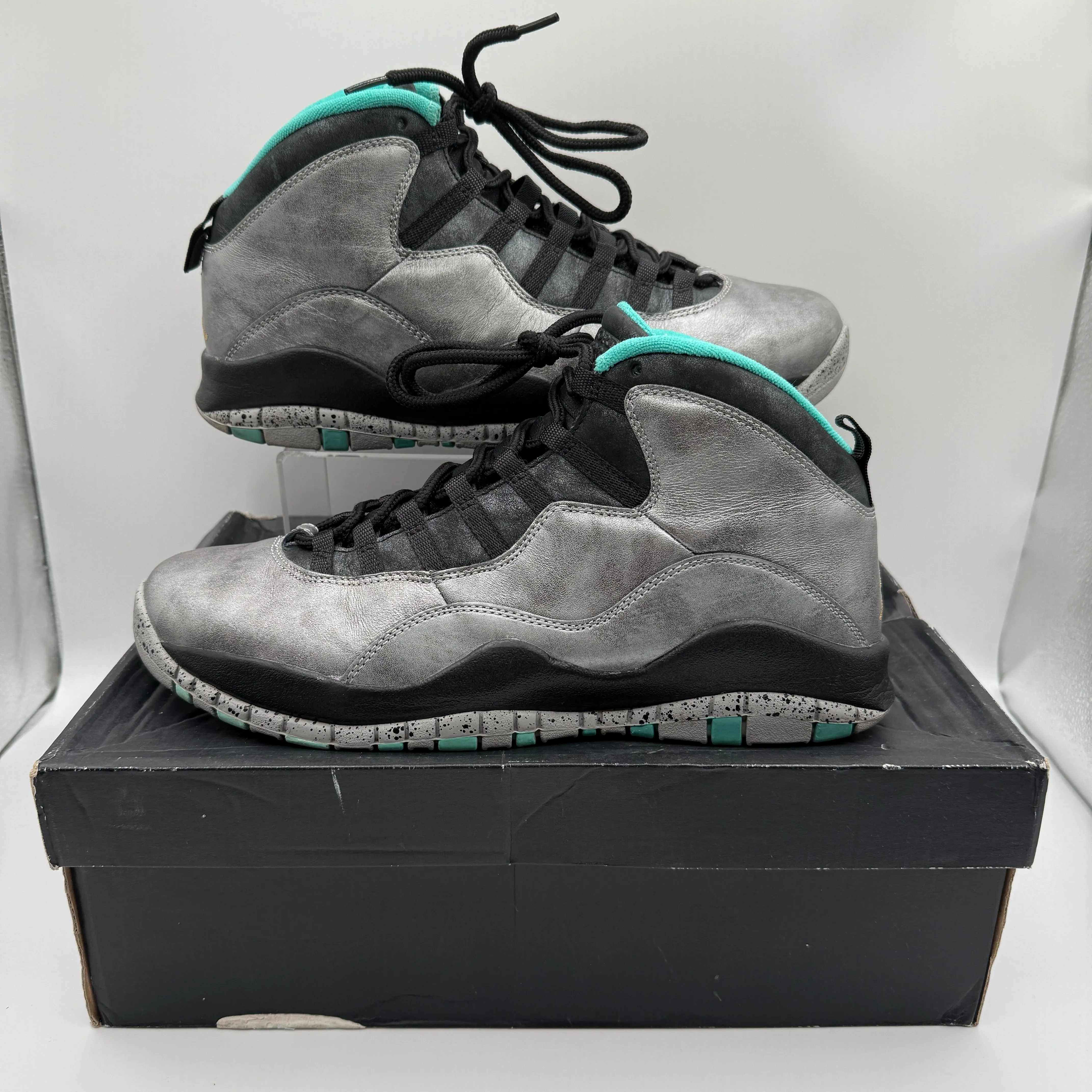 Jordan 10 Reteo Lady of Liberty 30th Anniversary *pre-owned* (SIZE 10.5)