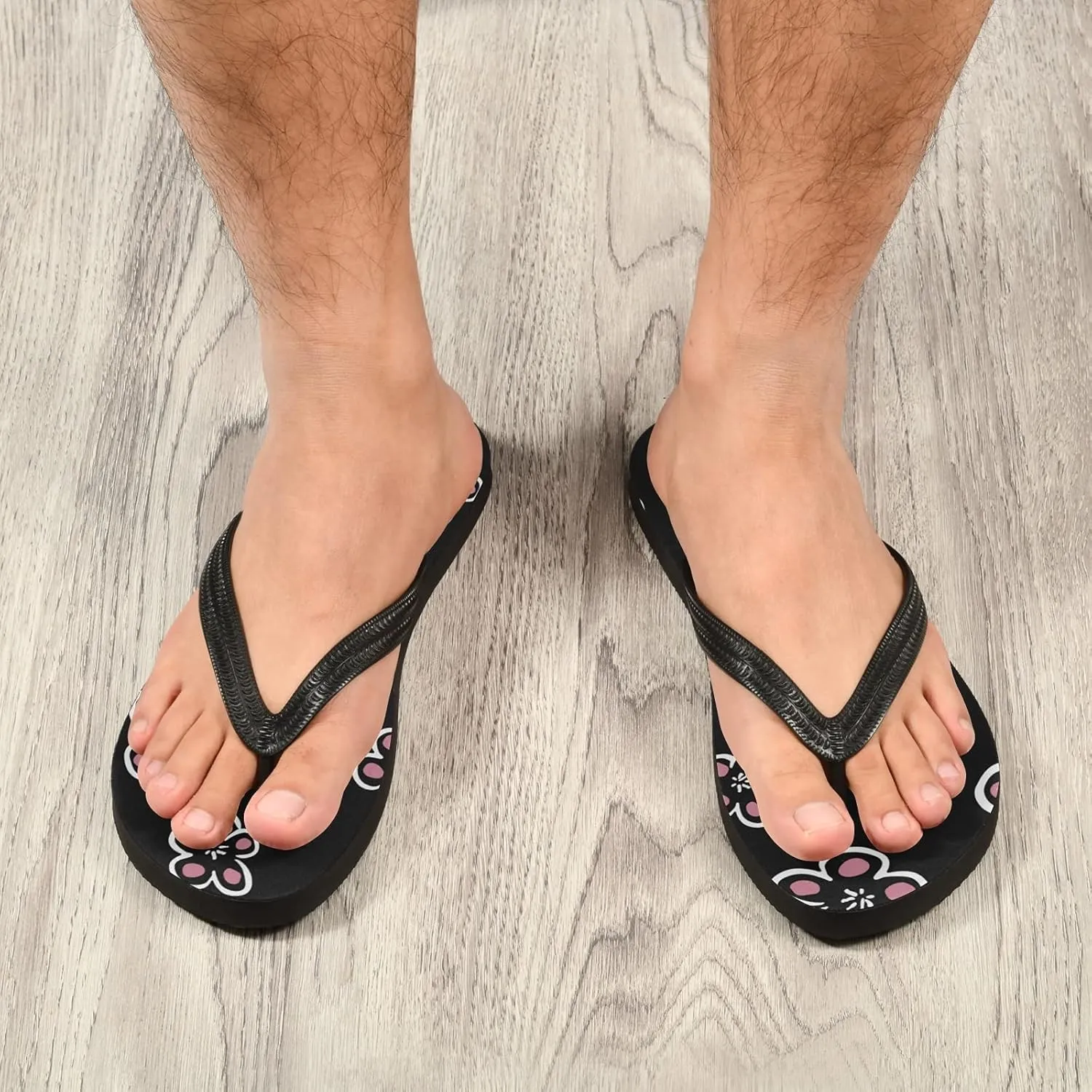 Linqin Flip Flops Slippers for Women/Men Outdoor Summer Beach Sandals Shower Shoes with Butterfly Daisy Flower Free Element