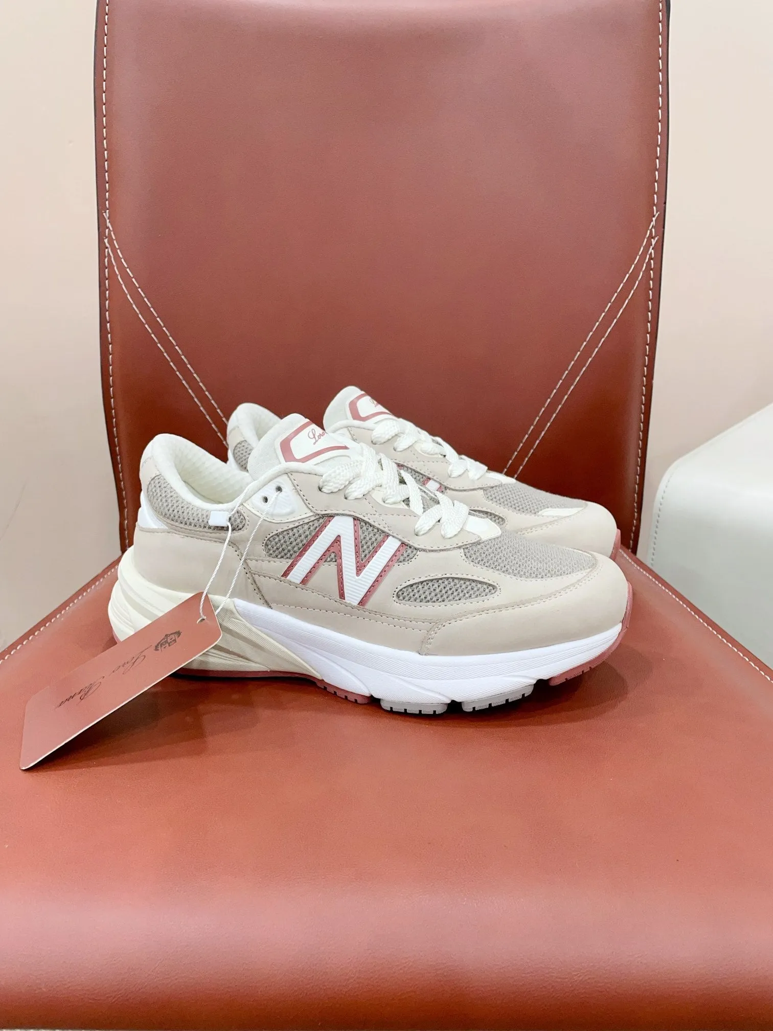LP x NB 990v6 Sneaker 45mm white grey pink suede and mesh fabric