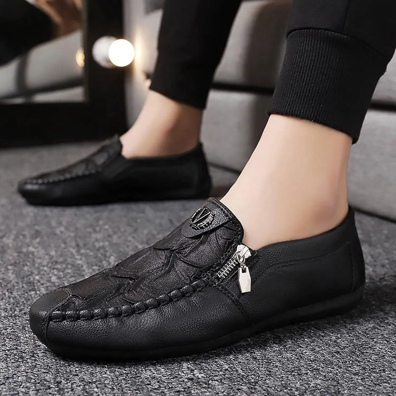 Men's Vintage Leather Zipper Loafers Slip On Comfortable Soft Sole Moccasin Boat Shoes Stylish Casual Driving Walking Shoes