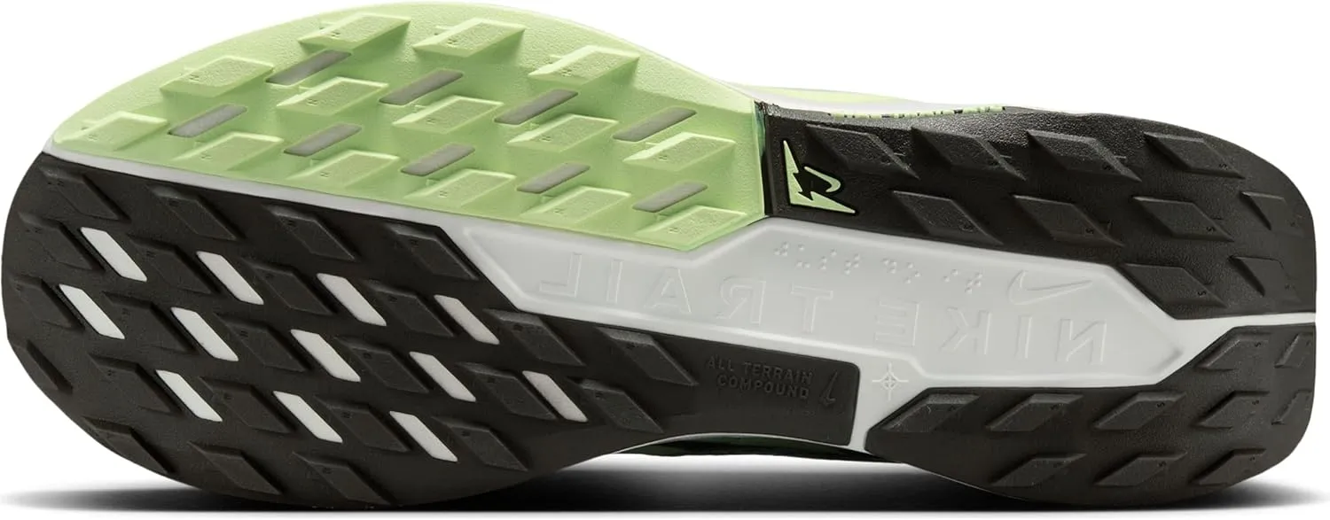 NIKE Men's Sneaker