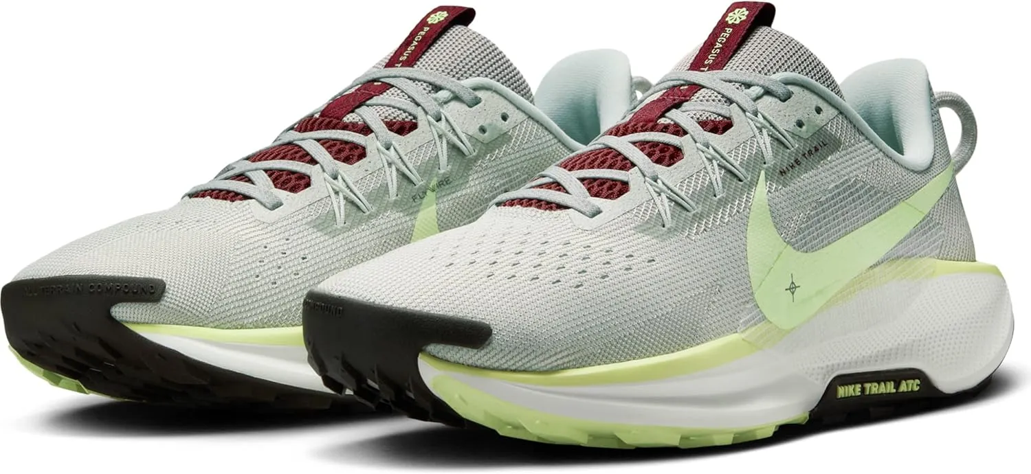 NIKE Men's Sneaker