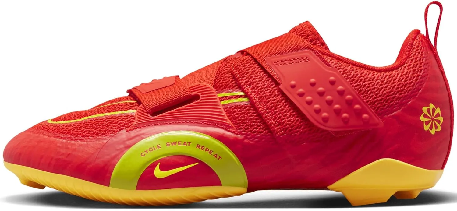 NIKE Women's Sneaker