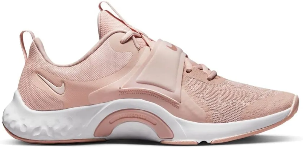 NIKE Women's Sneaker