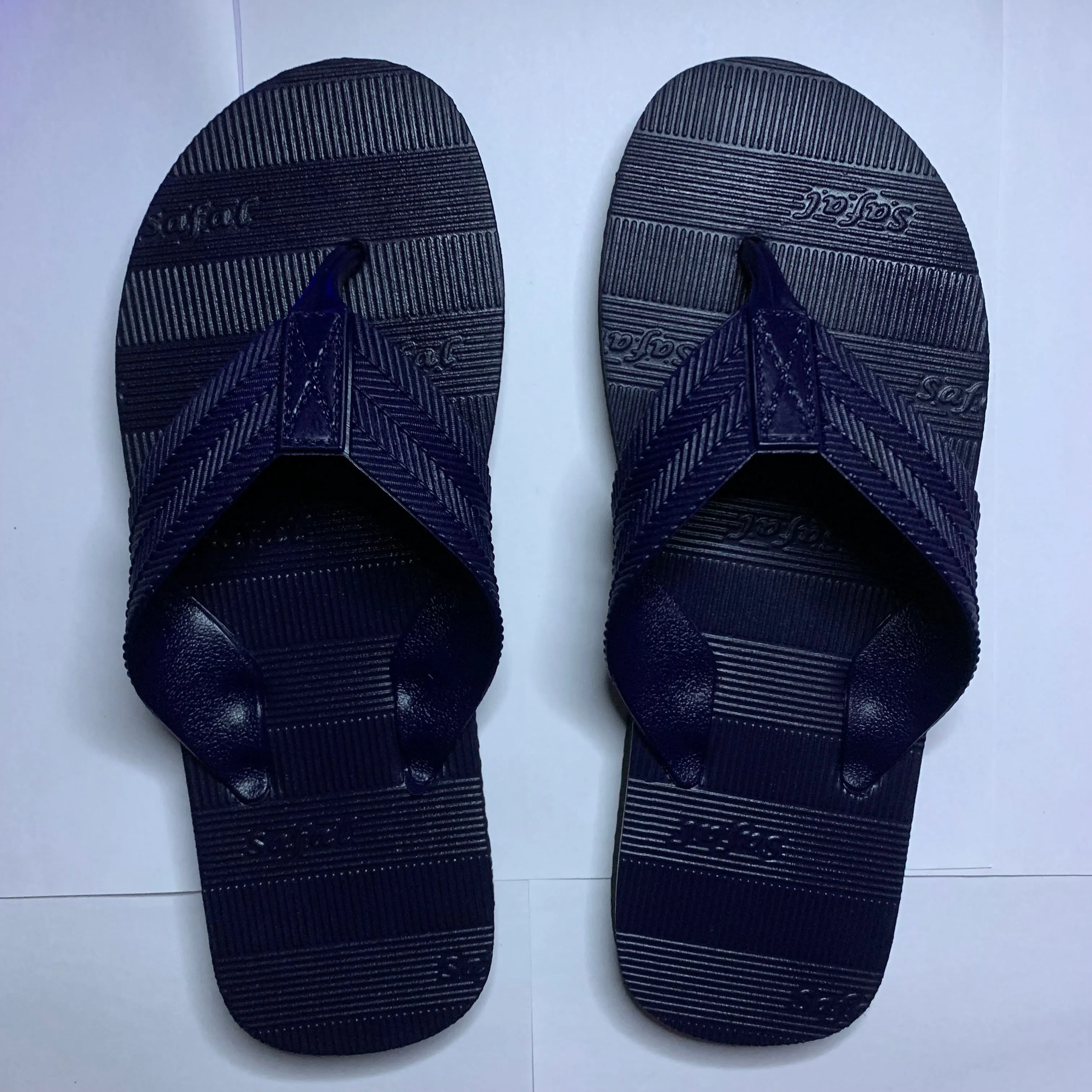Safari Classic Flip-Flop Slippers