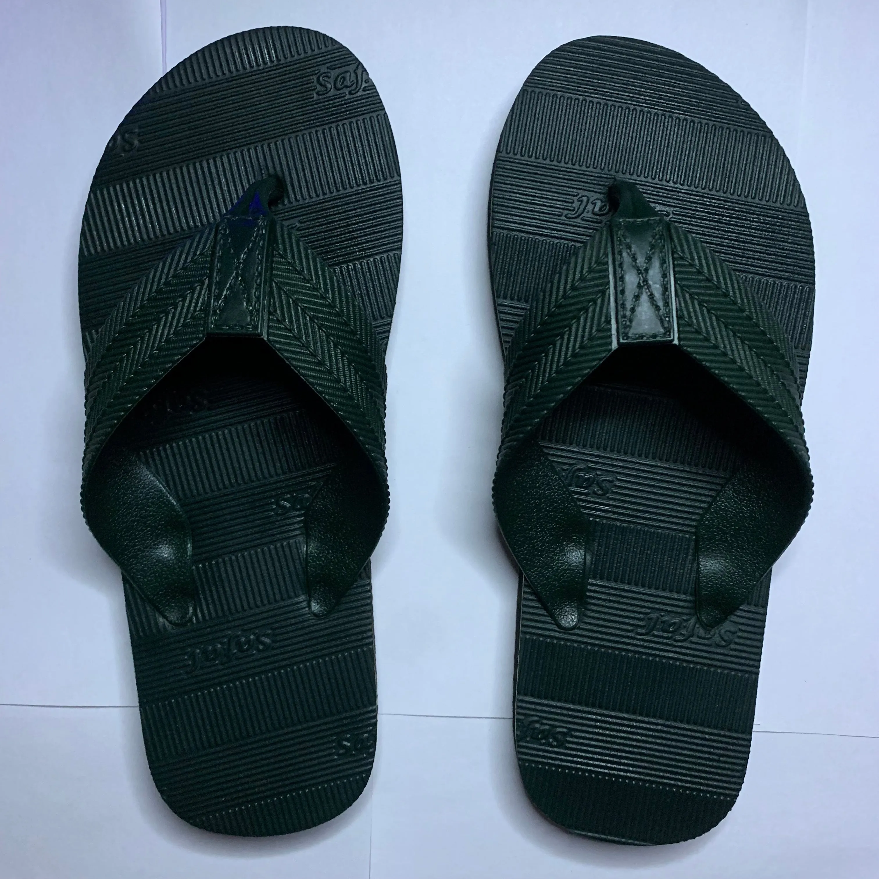 Safari Classic Flip-Flop Slippers