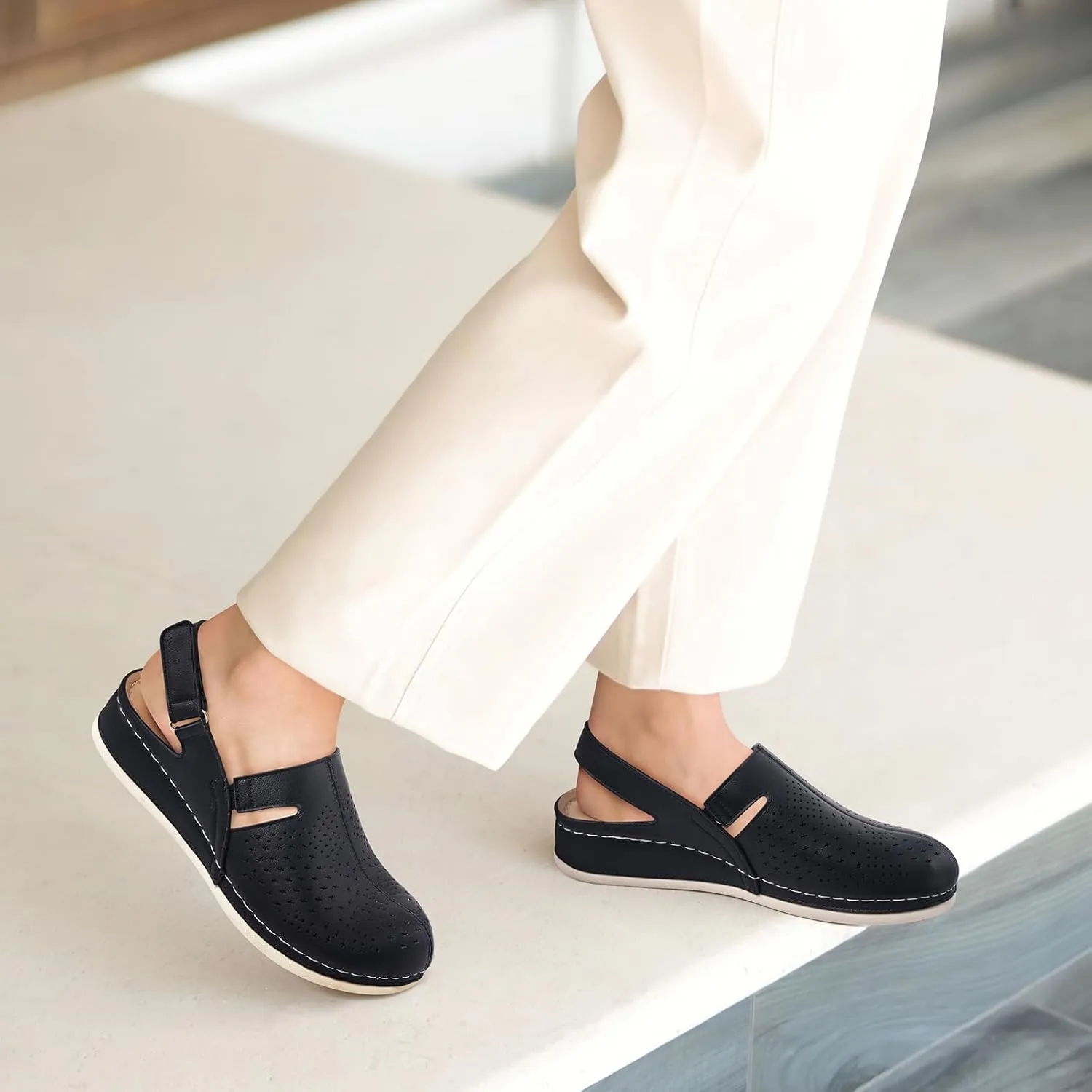 SHIBEVER Clogs for Womens Mules Shoes: Slip-On Flat Mule Shoes - Closed Toe Sandals Comfortable