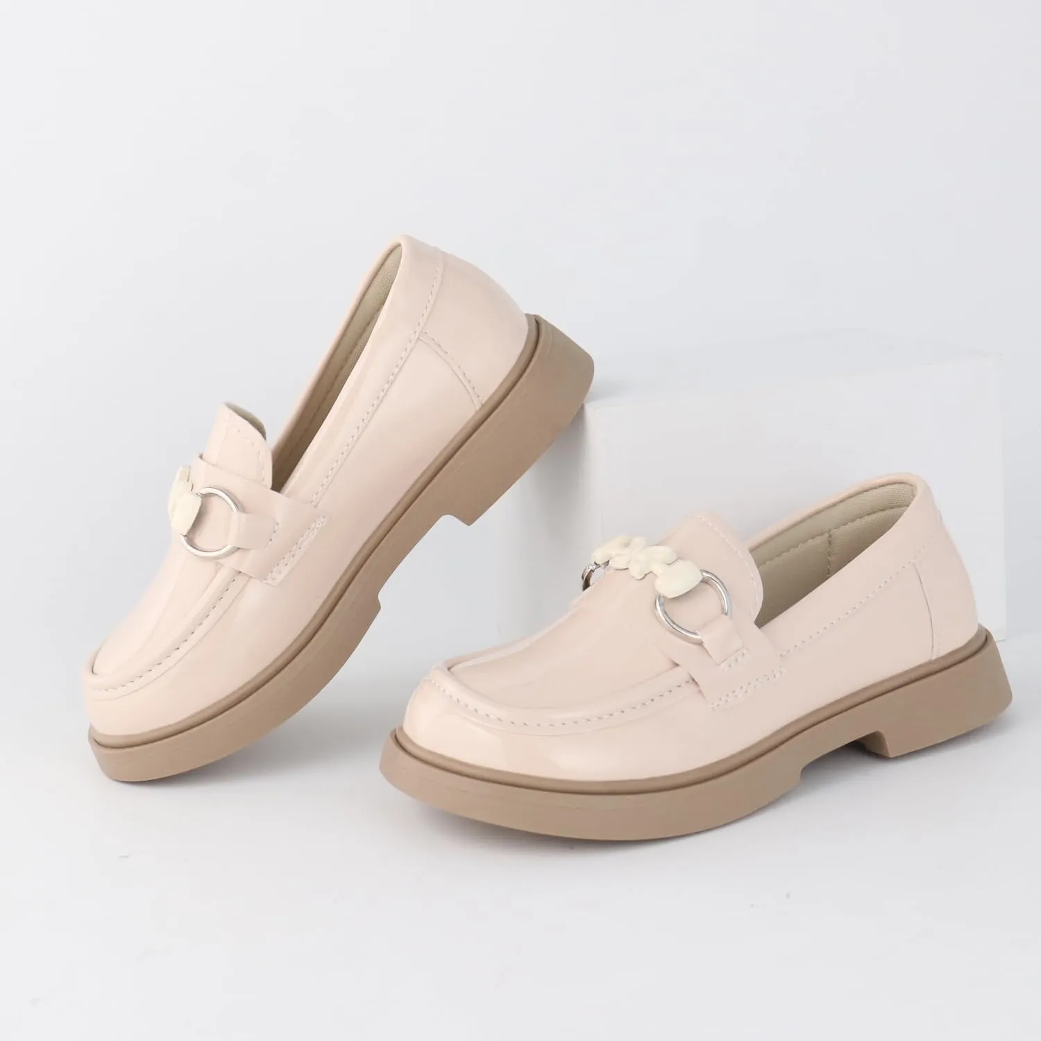 Tobfis Girls Slip-On Round Toe Oxford Butterfly Metal Chain Patent Leather Penny Loafers Flats Church School Uniform Kids Moccasins Dress Shoes (Toddler/Little Kid/Big Kid)