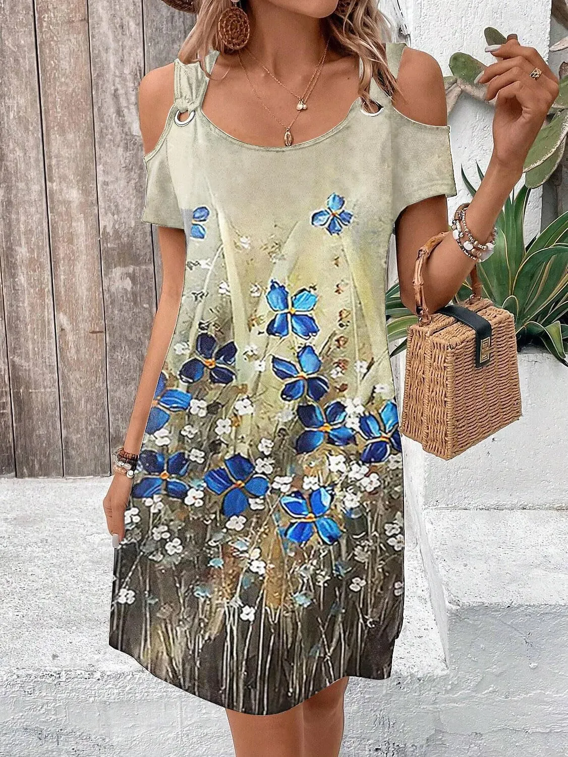 Womens Casual Summer Scoop Neck Dress Trendy Sexy O Ring Cold Shoulder Flowy Short Dress with Pockets