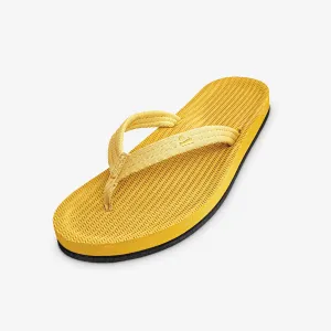 Women's Easy Living Flip Flops Honey